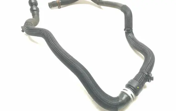 Renault Trafic III (X82) Engine coolant pipe/hose