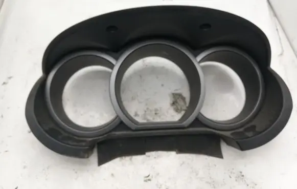 Suzuki Grand Vitara II Dashboard trim 7331165J1