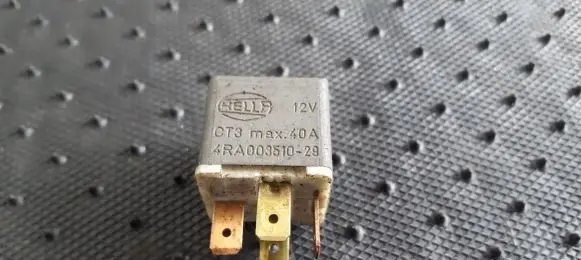 Volkswagen PASSAT B4 Other relay 4RA00351029 141951253B