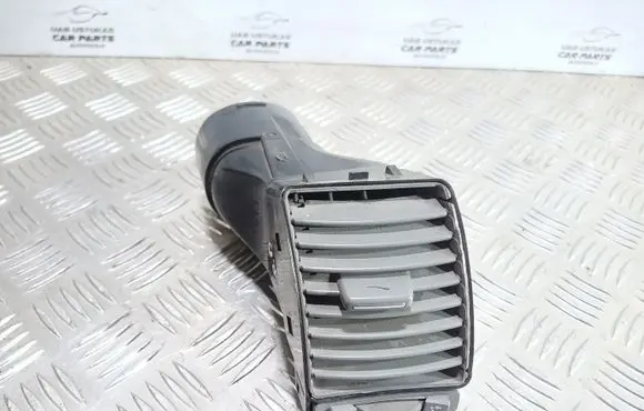 Renault Laguna II Dashboard side air vent grill/cover trim A1068601 214608