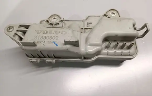 Volvo V40 Cross country Vacuum air tank 31339809