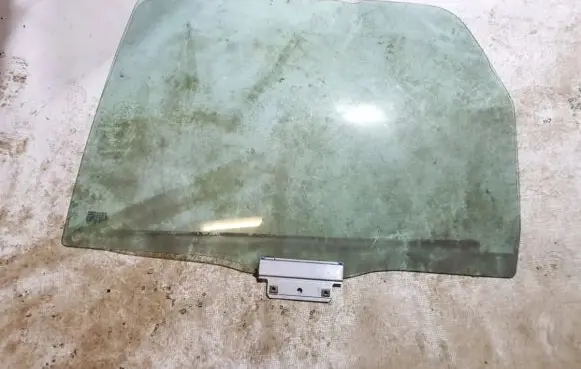 Ford Mondeo MK II Rear door window glass