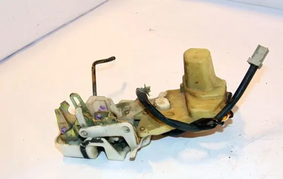 Honda Shuttle Rear door lock 72650SX0003
