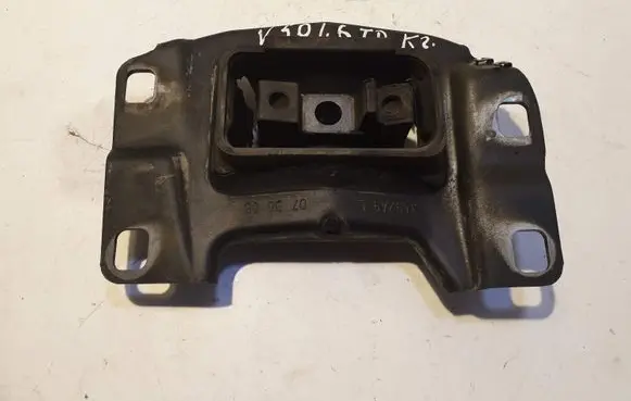 Volvo V50 Engine mount bracket 349249L 3M517M121
