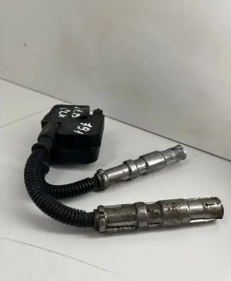 Mercedes-Benz CLK A209 C209 High voltage ignition coil A0001587803