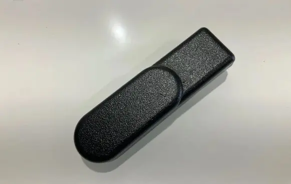 Mercedes-Benz E W211 Front driver seat rail trim A2119190020 70040009 2119190020