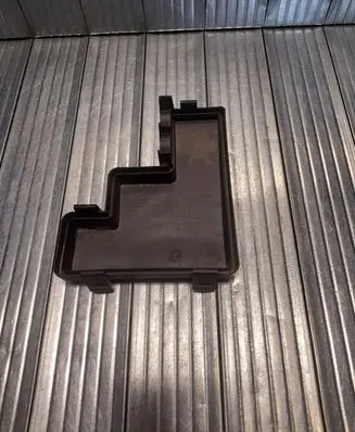 Nissan X-Trail T32 Fuse box cover 243824BA0A