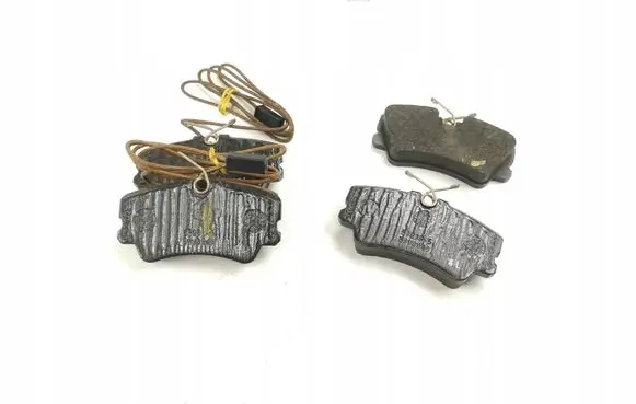 Alfa Romeo 33 Brake pads (front) 5893947