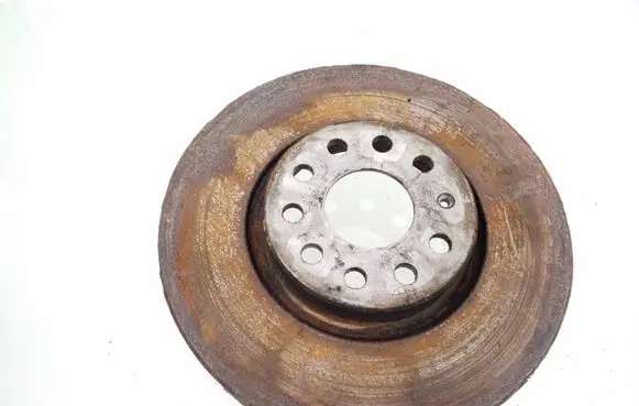 Volkswagen PASSAT B7 Front brake disc