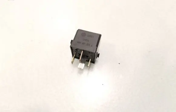 Audi A1 Other relay 4H0951253A