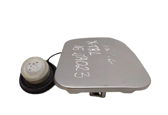Nissan X-Trail T32 Fuel tank cap