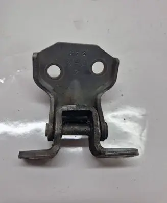 Subaru Forester SH Front door upper hinge