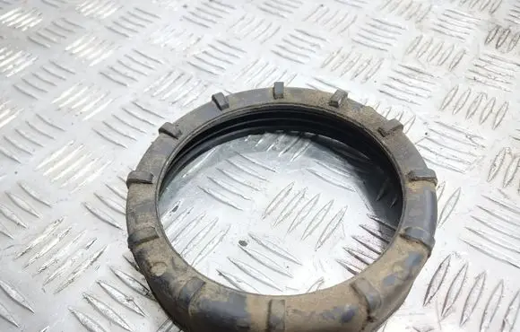 BMW 3 E36 In tank fuel pump screw locking ring/nut 1181142