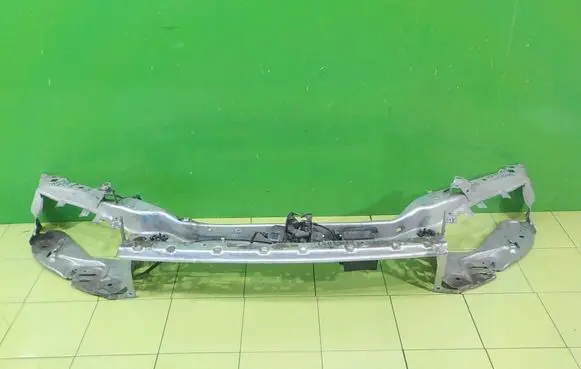 Volvo C70 Radiator support slam panel TP242