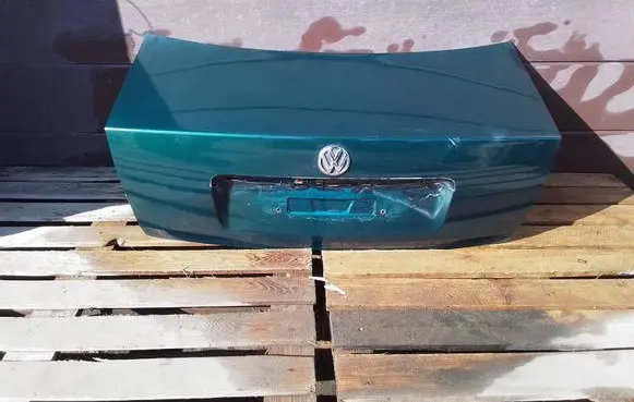 Tailgate/trunk/boot lid