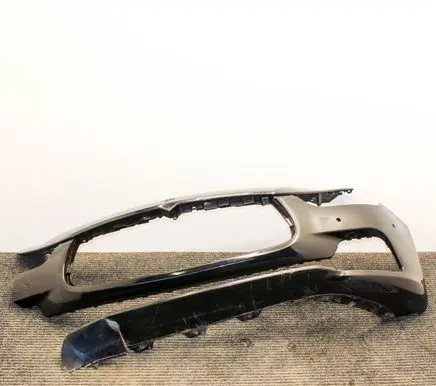 Maserati Ghibli Front bumper 673001801