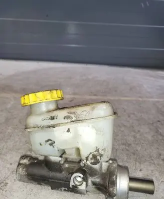 Ford Maverick Master brake cylinder