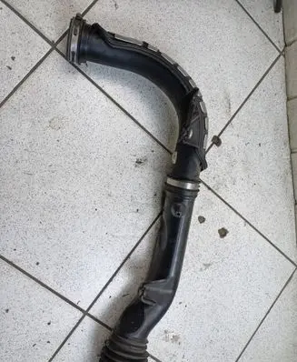 Ford Fusion II Air intake duct part