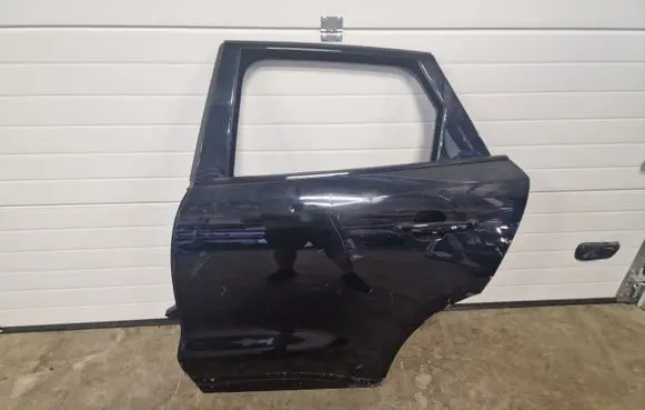 Jaguar F-Pace Rear door