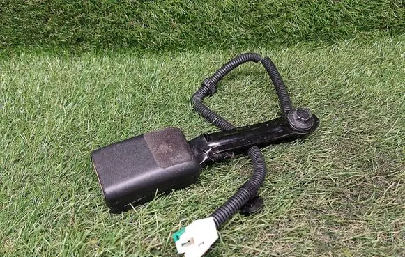 Hyundai i20 (GB IB) Front seatbelt buckle 6274855