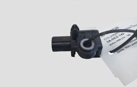 Volvo V60 Airbag deployment crash/impact sensor 31334336