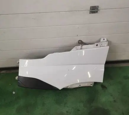 Iveco Daily 6th gen Fender