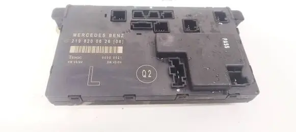 Mercedes-Benz CLS C219 Door control unit/module 2198200626