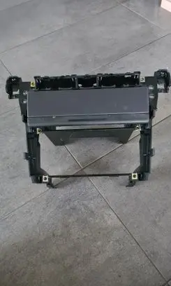 Radio/GPS head unit trim