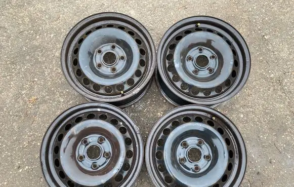 Skoda Octavia Mk2 (1Z) R15 steel rim 1K0601027C
