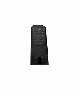 Seat Leon (1P) Glow plug pre-heat relay 0281003038 038907281D