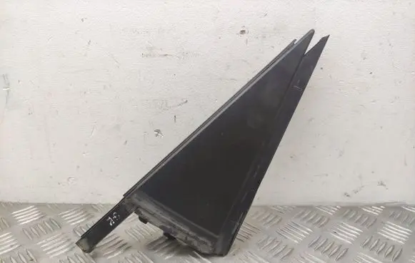 Nissan X-Trail T32 Other rear door trim element 822354CL0A