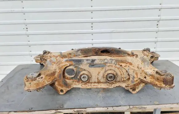 Mercedes-Benz C W203 Rear axle beam 2033502259 622032259