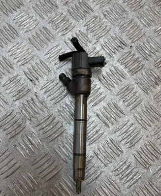 Hyundai i30 Fuel injector 0445110320 AG1D85F 338002A900