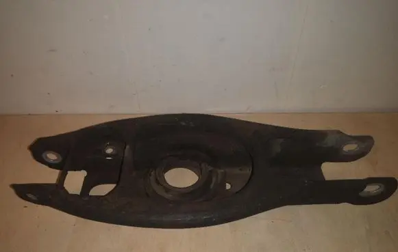 BMW 1 E82 E88 Rear upper control arm/wishbone 33536764420 A13411