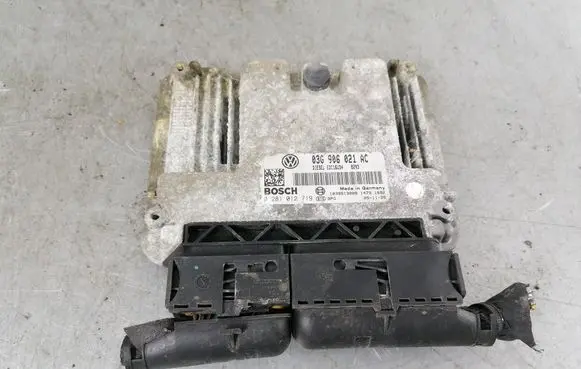 Volkswagen PASSAT B6 Engine control unit/module 03G906021AC 0281012719