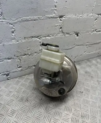 BMW 5 F10 F11 Brake booster 6726013