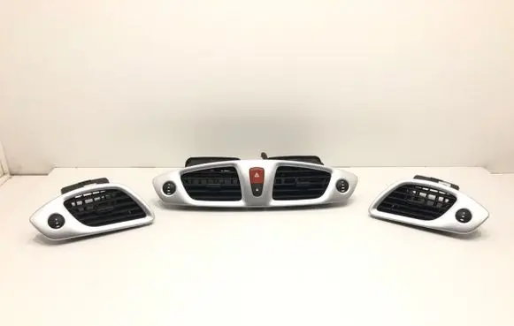 Renault Scenic III - Grand scenic III Dashboard side air vent grill/cover trim 682600031R
