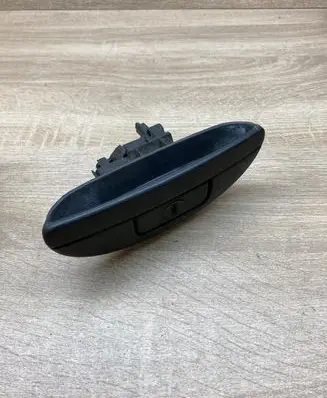 Renault Scenic I Tailgate exterior lock 43108