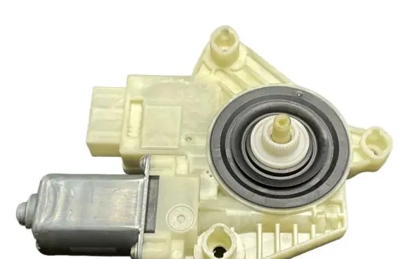 Seat Toledo IV (NH) Front door window regulator motor 6V2959802B
