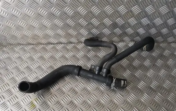 Renault Trafic III (X82) Engine coolant pipe/hose HSRZ00105 S6000304