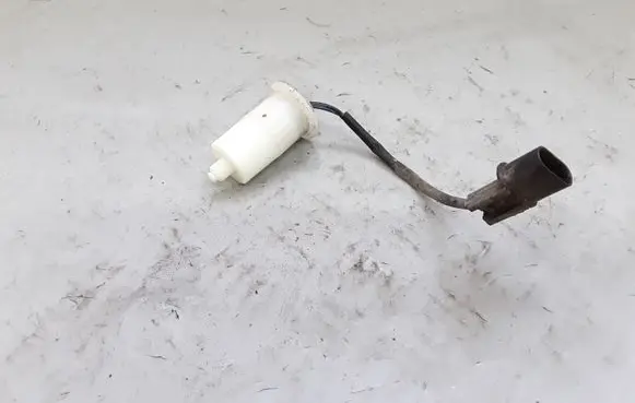 Hyundai Sonata Windshield washer fluid level sensor NOCODE