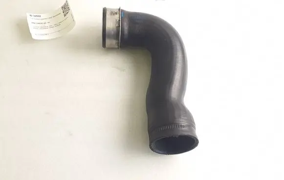 BMW 3 E90 E91 Intercooler hose/pipe 1K0145834AN