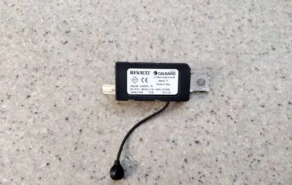 Renault Talisman Aerial antenna amplifier 282301695R52A 282301695R 10481789