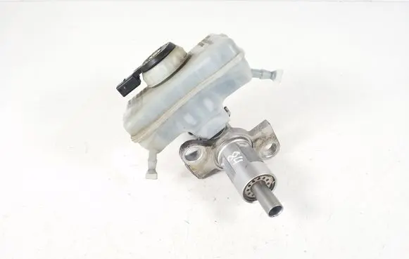 Audi Q5 SQ5 Master brake cylinder 8K0611301A
