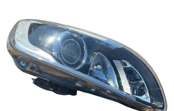 Volvo V60 Headlight/headlamp 31420256