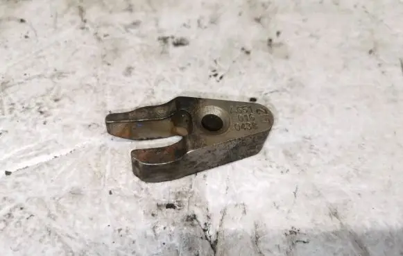 Mercedes-Benz B W246 W242 Fuel Injector clamp holder A6510160438