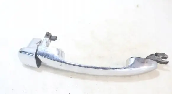 Lancia Delta Front door exterior handle/bracket 