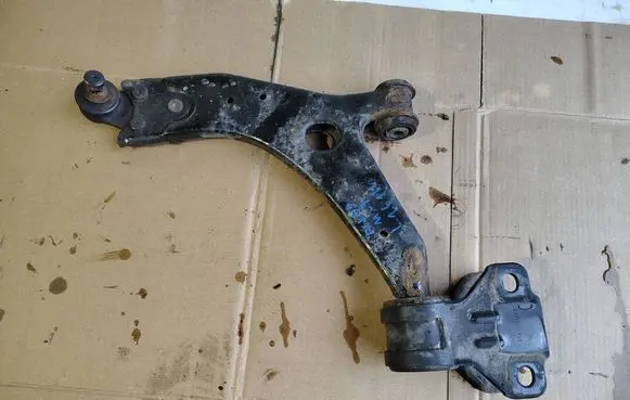 Ford Focus Front upper control arm/wishbone 