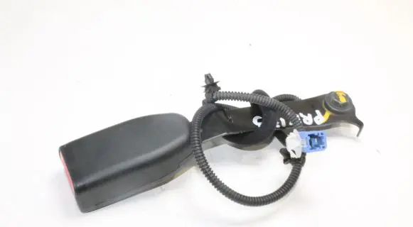 Honda CR-V Front seatbelt buckle