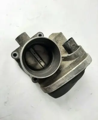 Volkswagen Touran I Throttle valve 036133062Q